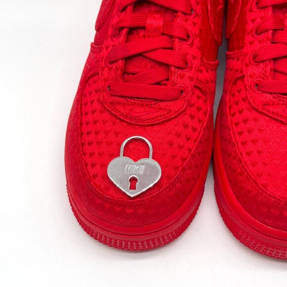 Nike Womens Air Force 1 Valentines Day 07 Low SE Red Shoes Sz 7 New IQ9965-600 - Picture 3 of 12